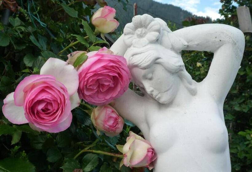 مبيت وإفطار Appartement Zint