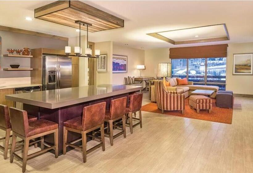 Club Wyndham Resort At Avon