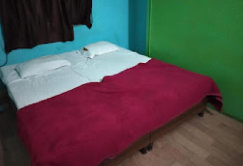 Отель Chawla Guest House, Patna