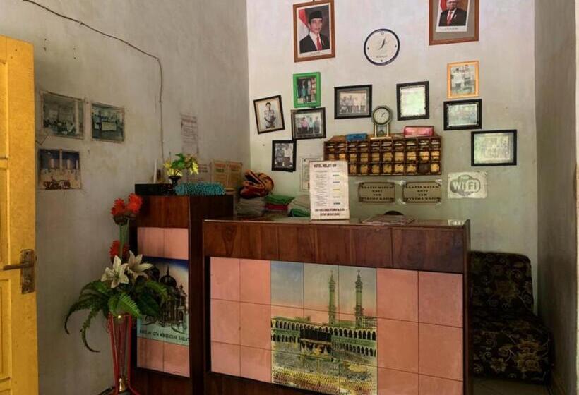 فندق Oyo 93304 Wisma La Oda Syariah