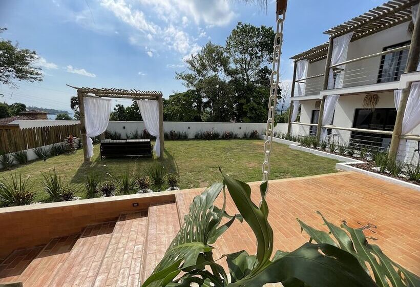 호텔 Santomar Guest House