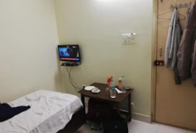 ホテル Vrindavan Patna Bihar