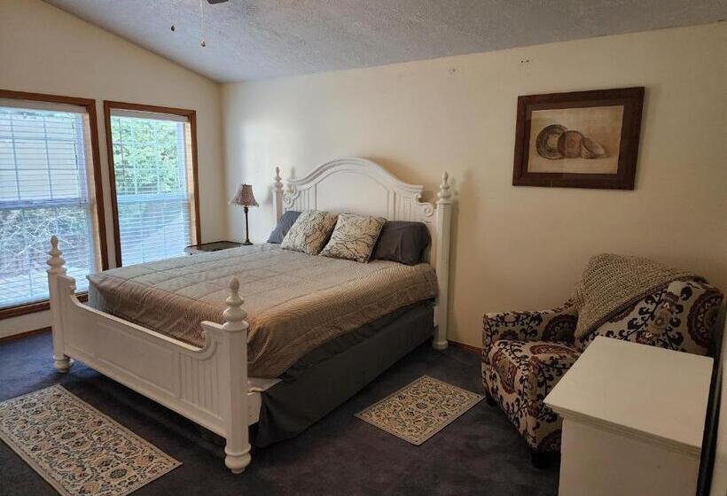 펜션 A Wine Country Home In Yamhill County