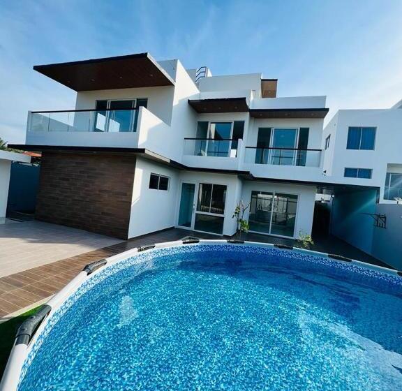 پانسیون Azulrest Casa De Verano