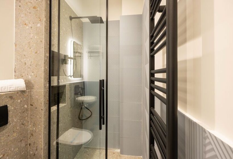 پانسیون Hop Inn Rooms & Suites