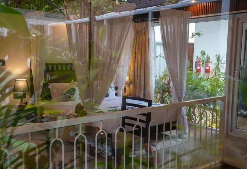 אתר נופש Swimup   Suites With Private Pool , Vagator