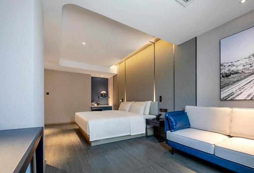 Atour Hotel Shaoxing Heqiao