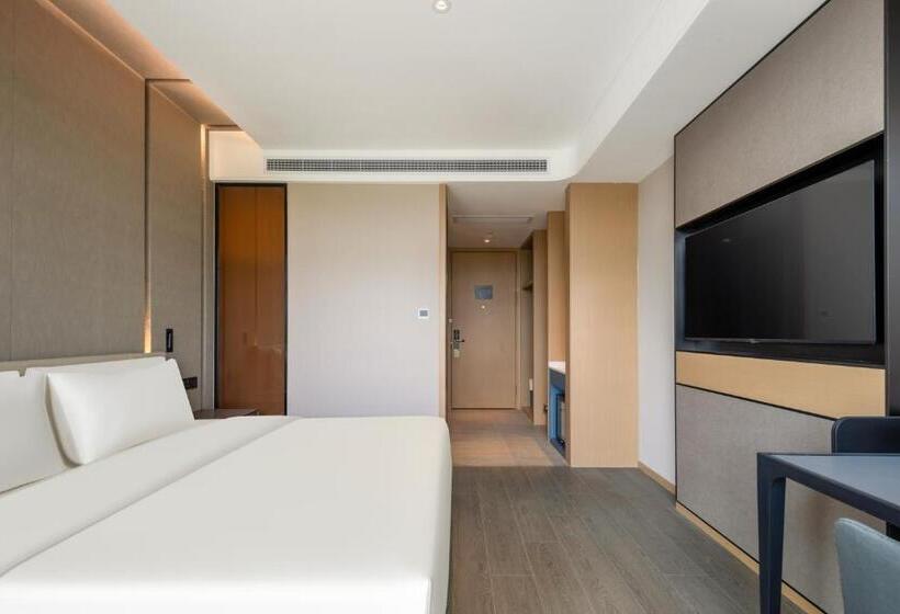 Atour Hotel Xiamen Meifeng Binhai Romantic Line