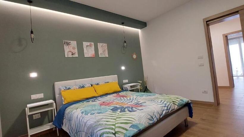 مبيت وإفطار La Porta Verde 8