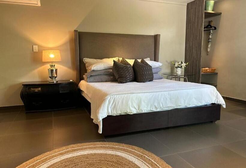 Bed and Breakfast Petite Lily Northcliff