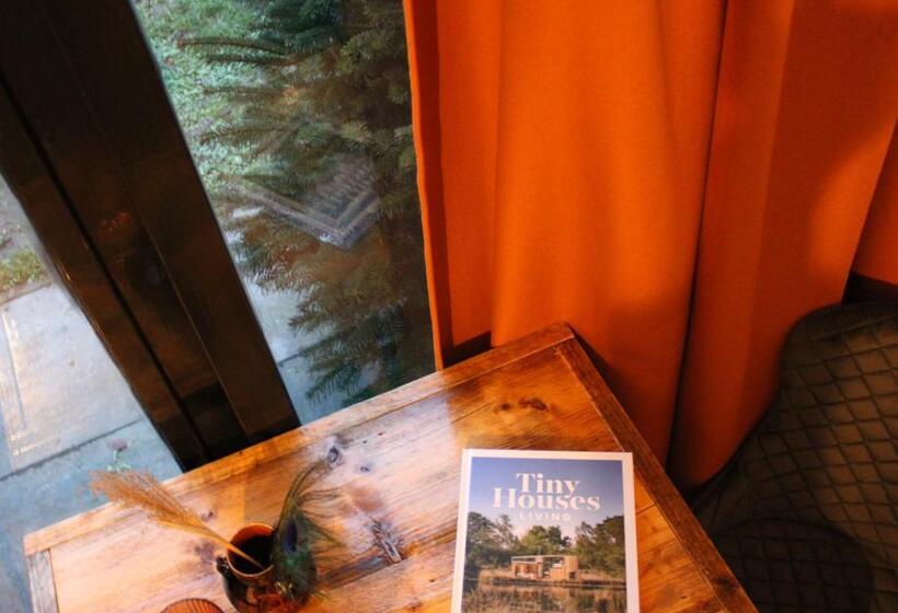 צימר Tiny House In De Boomgaard