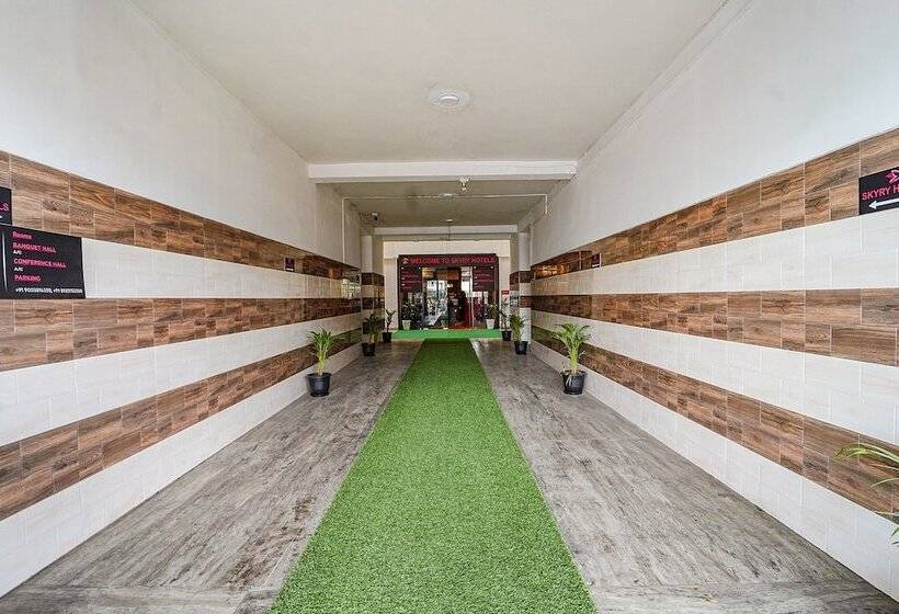 Fabhotel Skyry I   Nr Covai Corporation Science Park