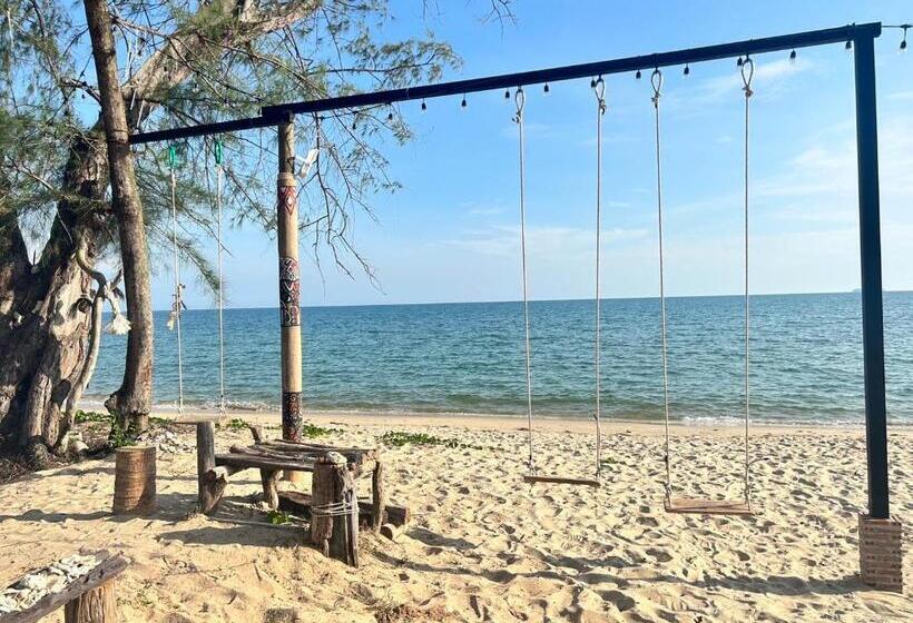 호텔 Creamii Cafe Beach Rayong