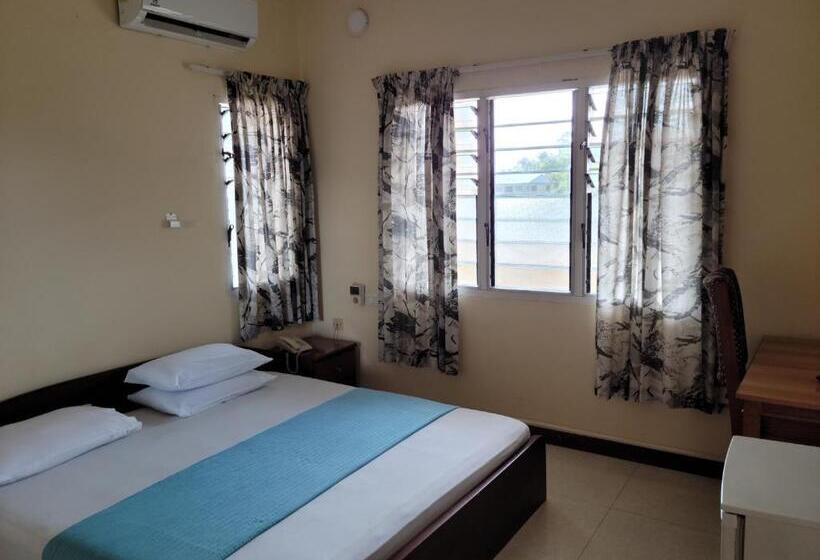 ホテル Loreto Palm Villa