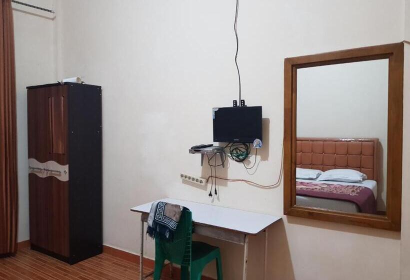 בית מלון כפרי Oyo 93264 Penginapan Syari Ah Berlian