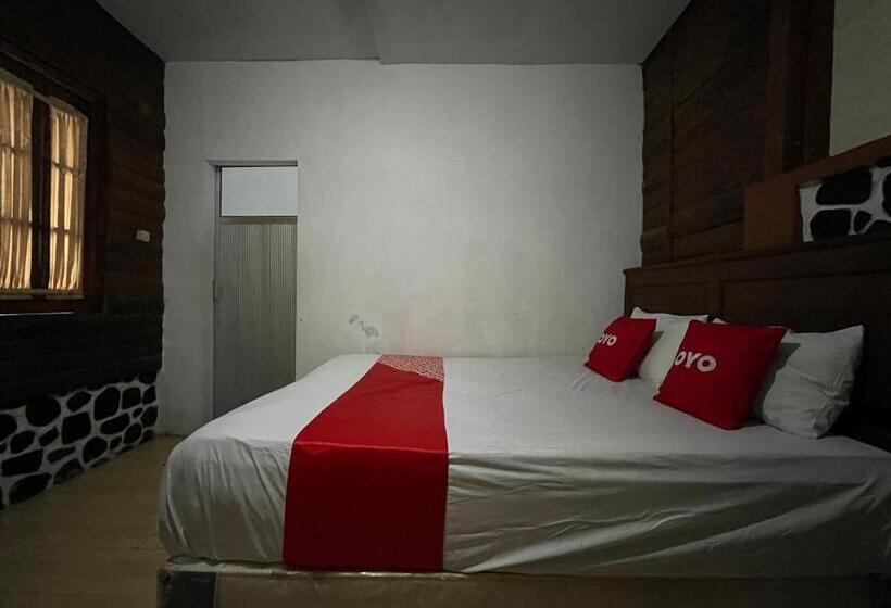 ホテル Oyo 93277 Villa Kemiloko Syariah