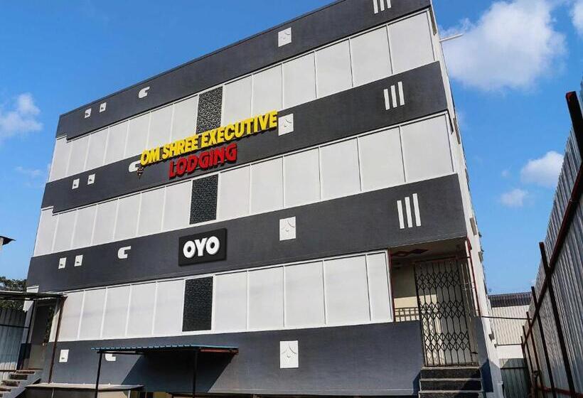 호텔 Oyo Om Shree Executive Lodging