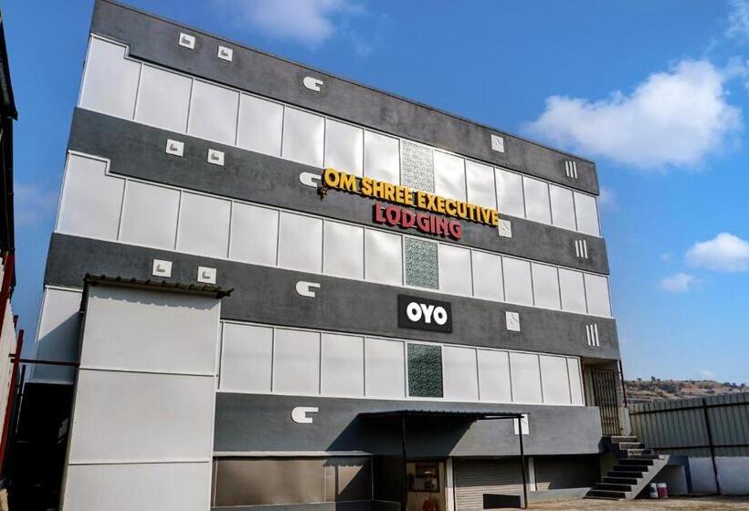 호텔 Oyo Om Shree Executive Lodging