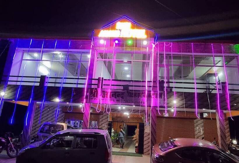 בית מלון כפרי Shri Anand