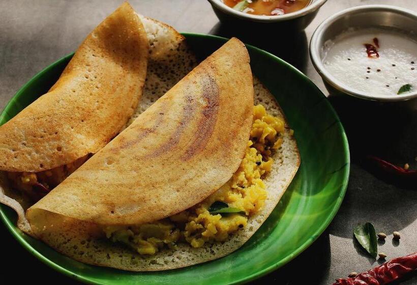 فندق Spot On Nakshathra Residency