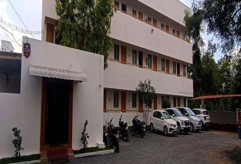 ホテル Sri Sakthi