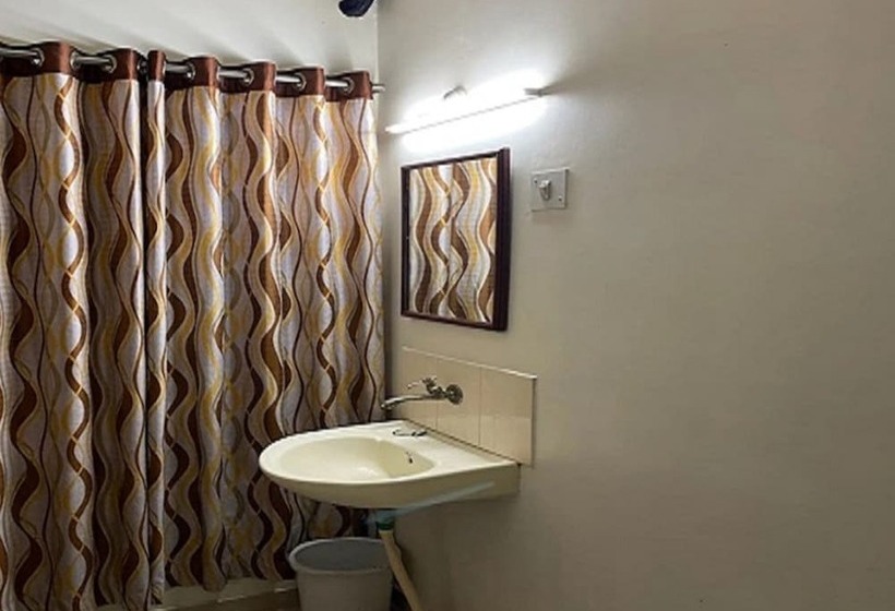 ホテル Sri Sakthi