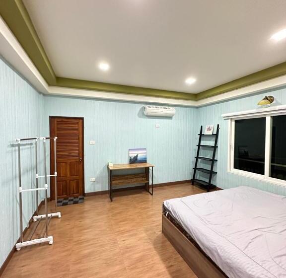 펜션 ดราก้อน พูลวิลล่า บ้านสวนพัทยา