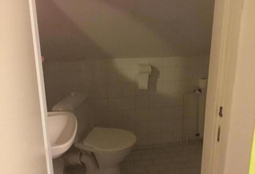 پانسیون Penzion Real