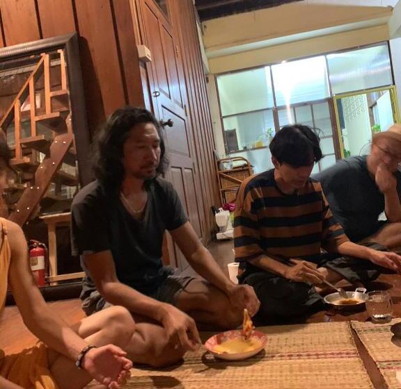 Yor Song Hostel