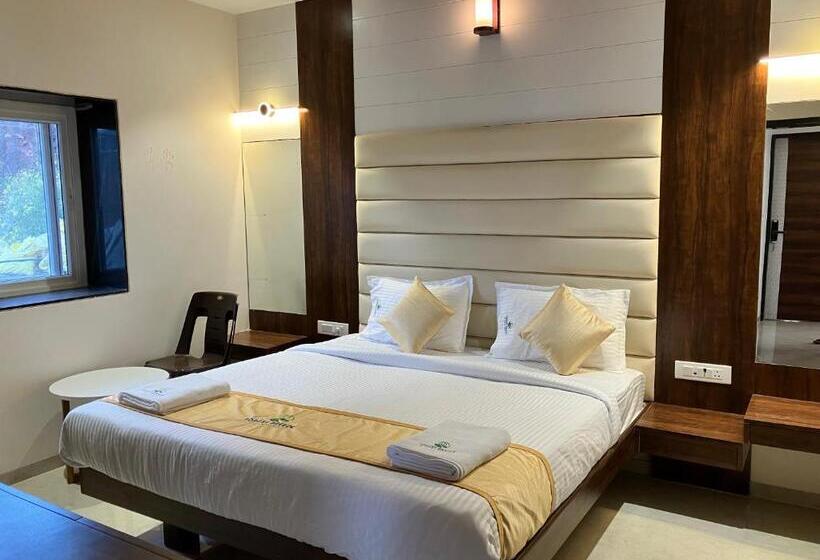 ユースホステル Forest Breeze Inn