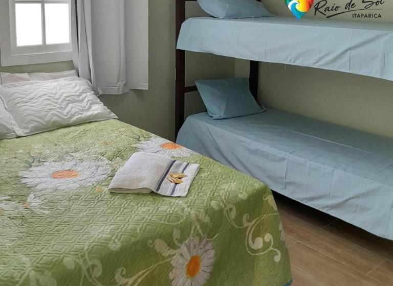 ユースホステル Pousada Raio De Sol   Ilha De Itaparica  Catu á 150 M Da Praia