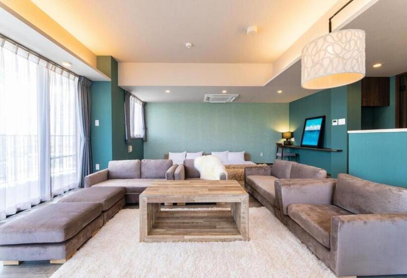 Breaky Hotel   Vacation Stay 21159v