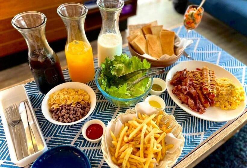 Breaky Hotel   Vacation Stay 21167v