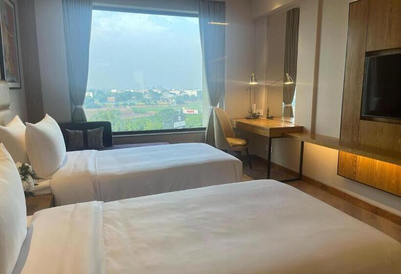 호텔 Ramada Encore By Wyndham Amritsar Airport