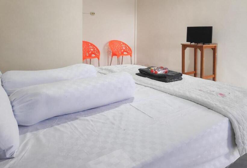 هتل Reddoorz @ Jalan Ujung Aji Berastagi