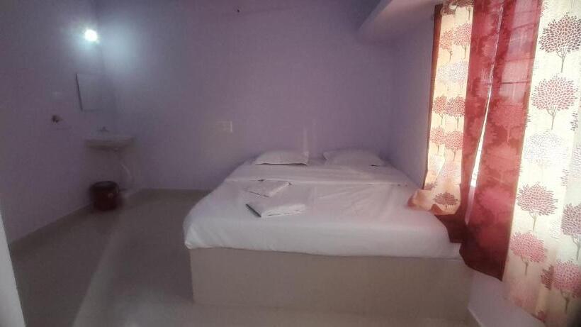 酒店 Sarathi Rooms