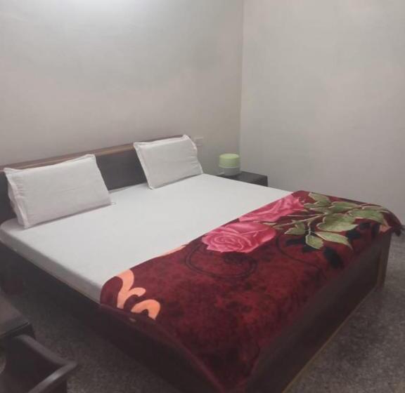 فندق Shree Banzaara Dham