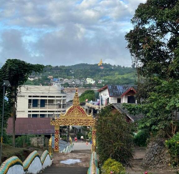 هتل Thadan Guest House