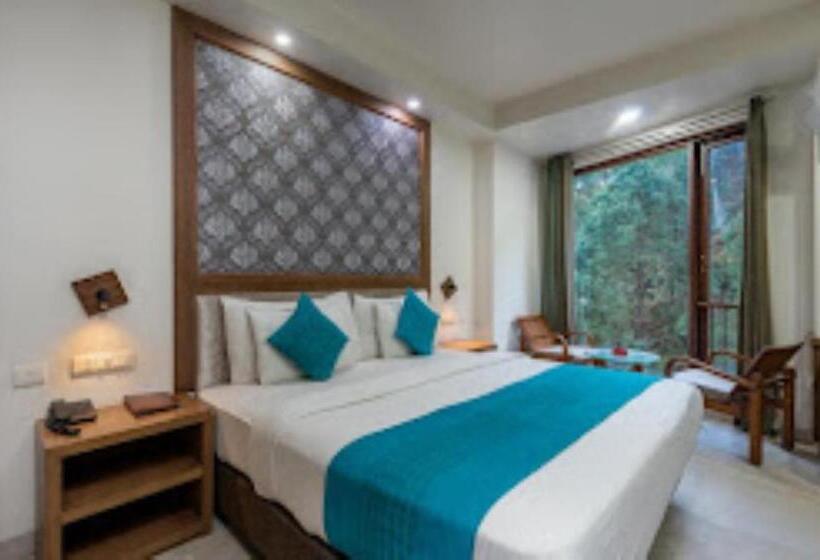 فندق The Rock Castle Shimla