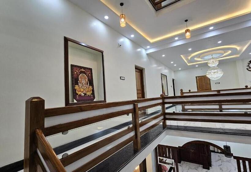 酒店 Vrindavan Homestay Near Temple
