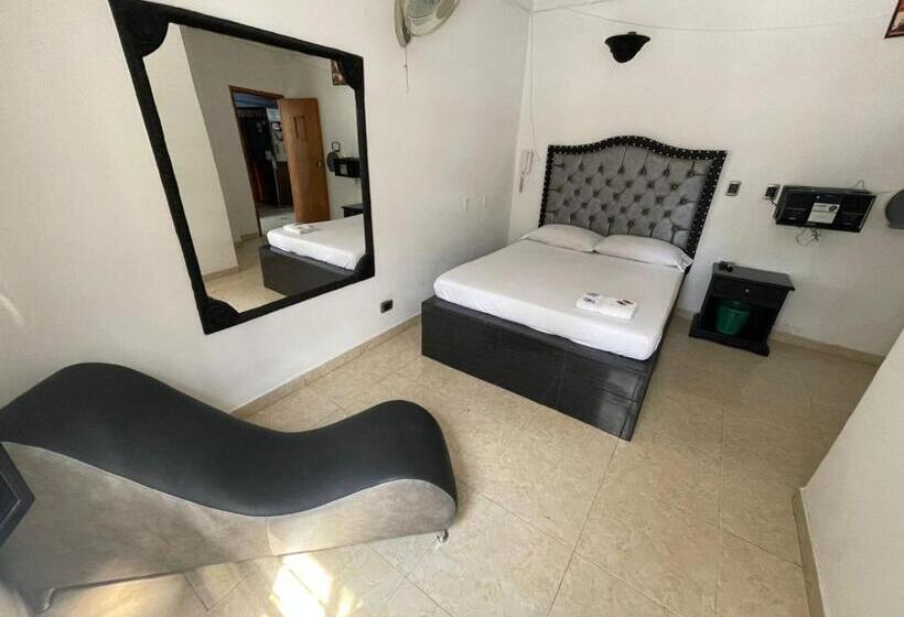 مُتل Residencias Del Oriente