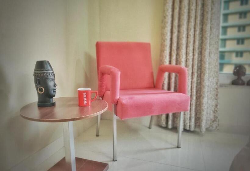 Пансион Cozy Condo At Mihan Nagpur