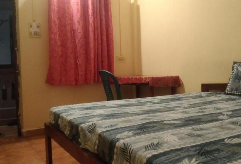 پانسیون Arambol Beach Laxmi Guest House