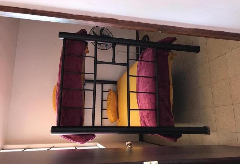 پانسیون Santísimo Hostal Boutique