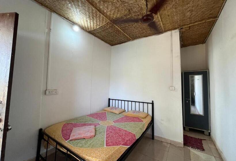 استراحتگاه Wake Park Goa