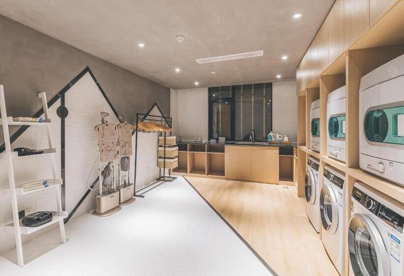 Atour Hotel Shanghai Pudong Jinqiao