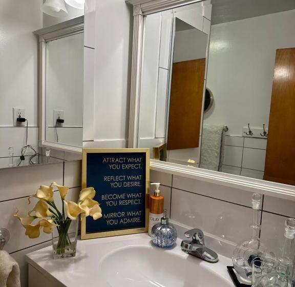 住宿加早餐  Welcoming Private Suite With French Touches