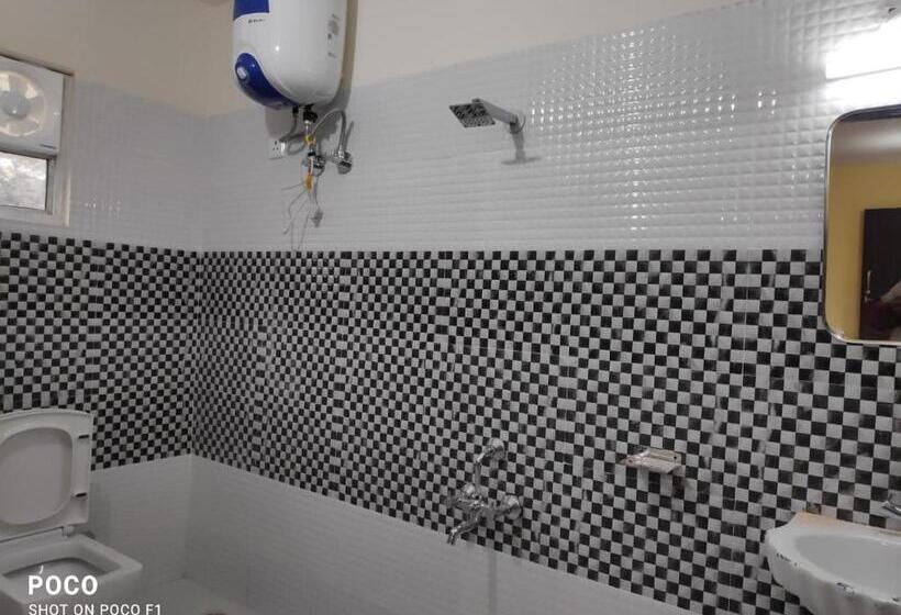 酒店 Brahma Kamal Cottage   Ransi