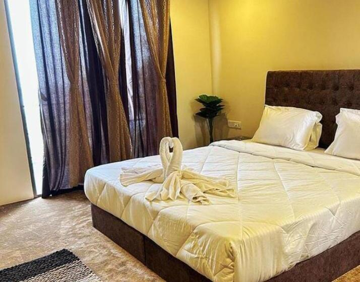 فندق Lake Forest By Bat