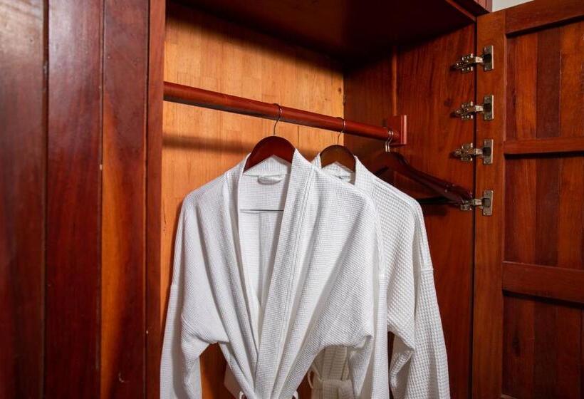 בית מלון כפרי Mera Residence